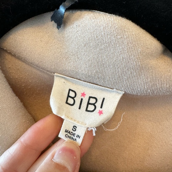 Cream Shacket w/ Buttons - Picture 3 of 5